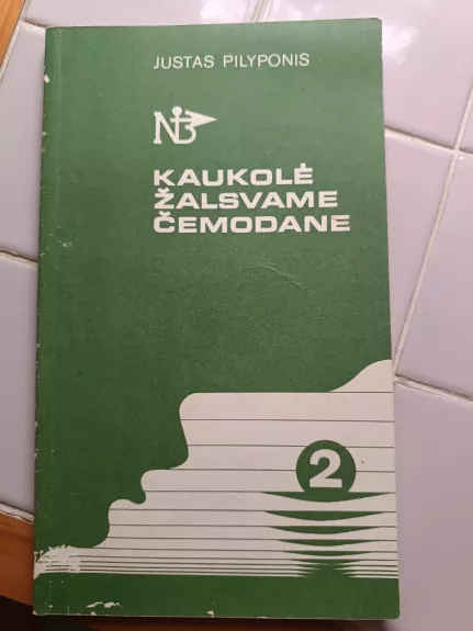 Kaukolė žalsvame čemodane (2 knyga)