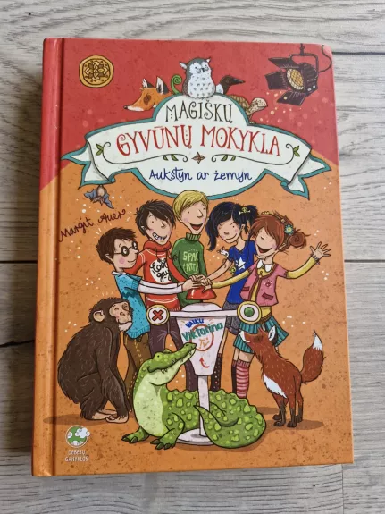 Magiškų gyvūnų mokykla. Aukštyn ar žemyn - Margit Auer, knyga