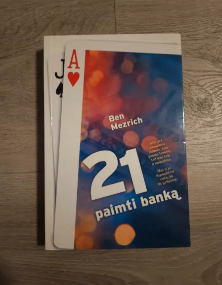 21 paimti banką