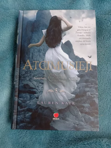 Atgimusieji - Kate Lauren, knyga 1