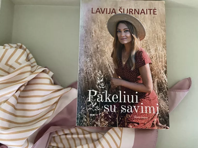 Pakeliui su savimi - Lavija Šurnaitė, knyga 1