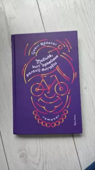 Močiutė, kuri apkeliavo pasaulį dviračiu