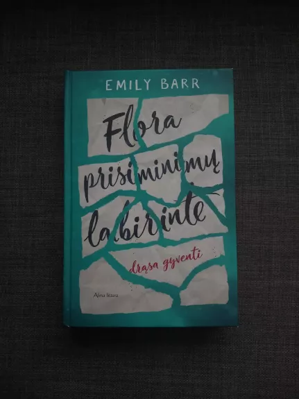 Flora prisiminimų labirinte. Drąsa gyventi