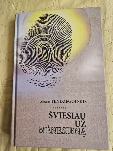 Šviesiau už mėnesieną