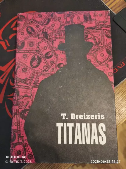 Titanas