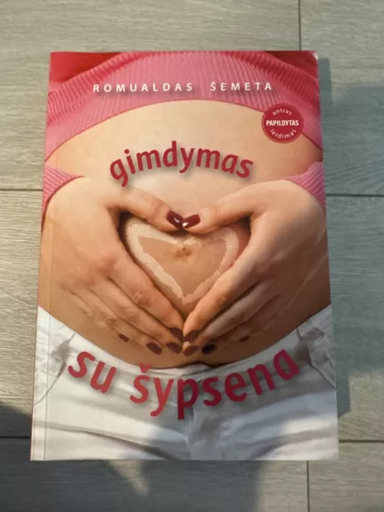 Gimdymas su šypsena