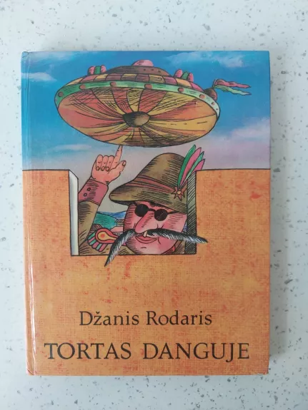 Tortas danguje
