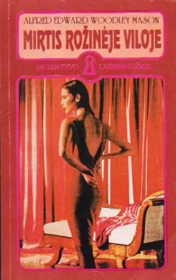 Mirtis rožinėje viloje