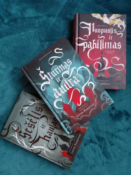 Šešėlis ir kaulas, Šturmas ir audra, Nuopuolis ir pakilimas