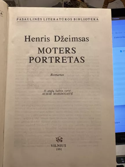 MOTERS PORTRETAS  Pasaulinės literatūros biblioteka 71