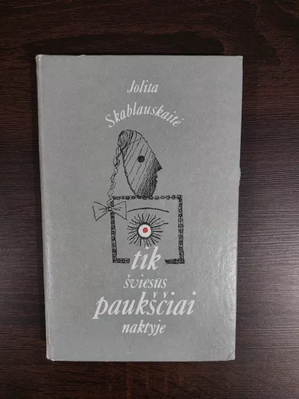 Tik šviesūs paukščiai naktyje