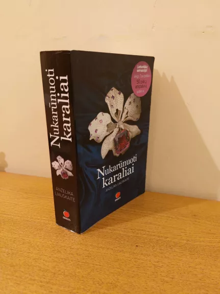 Nukarūnuoti karaliai