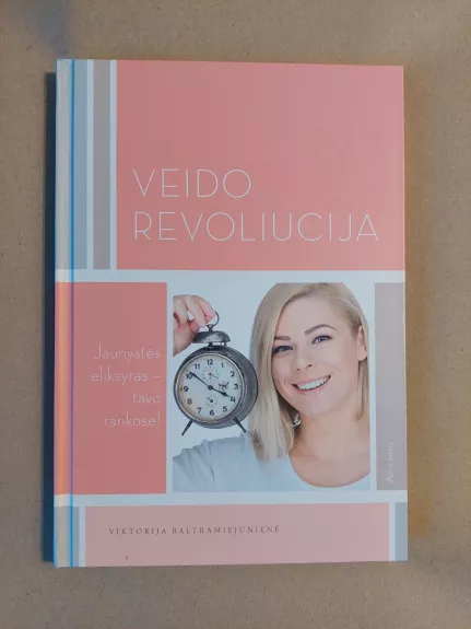 Veido revoliucija