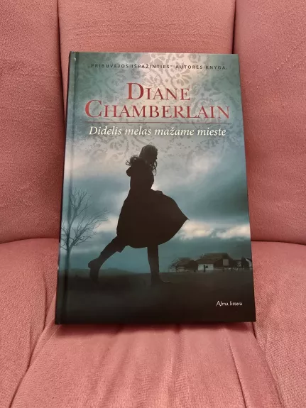 Didelis melas mažame mieste