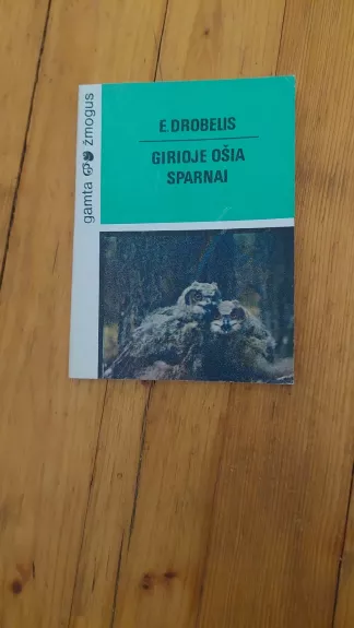 Girioje ošia sparnai