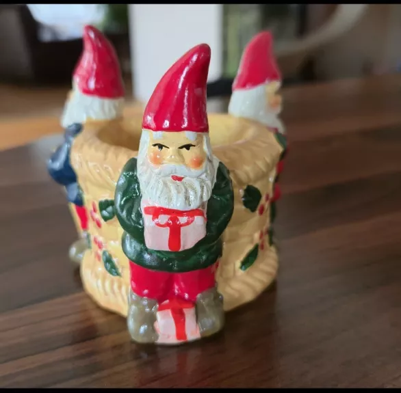 Vintažinė žvakidė