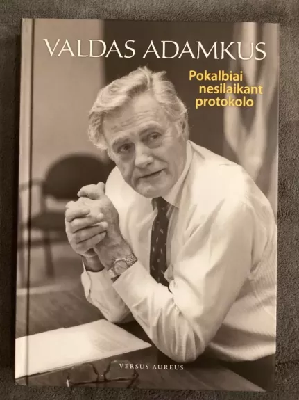 Pokalbiai nesilaikant protokolo.