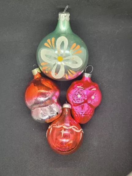 Senovini eglutės žaisliukai