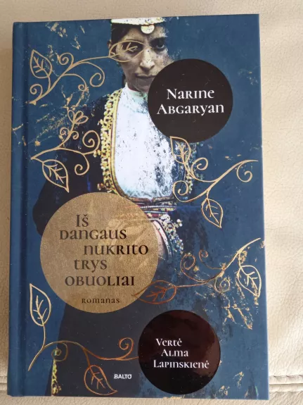 Iš dangaus nukrito trys obuoliai