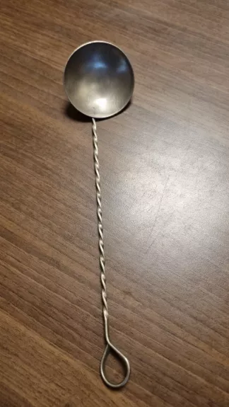 Vintage serviravimo šaukštas sukta rankena