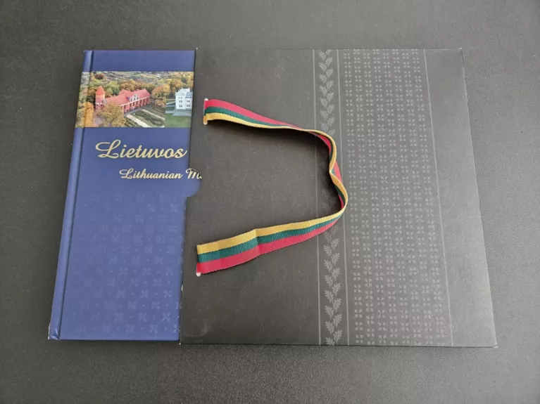 Lietuvos dvarai ir pilys