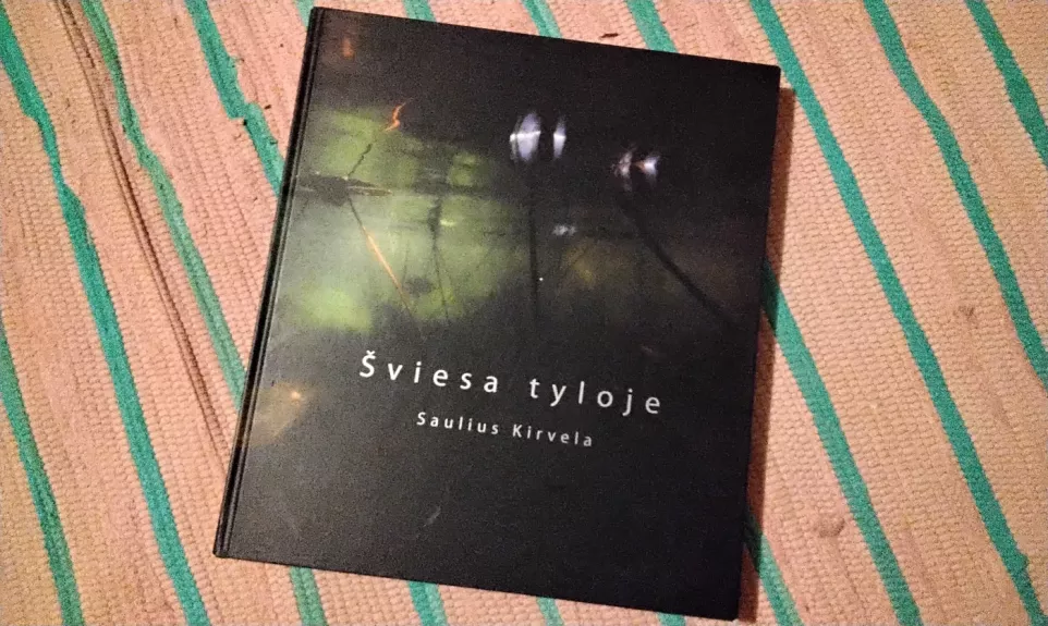 Šviesa tyloje