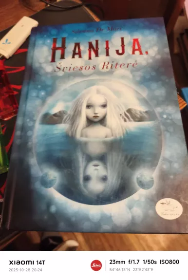 Hanija, Šviesos Riterė