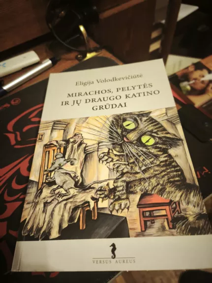 Mirachos, pelytės ir jų draugo katino grūdai