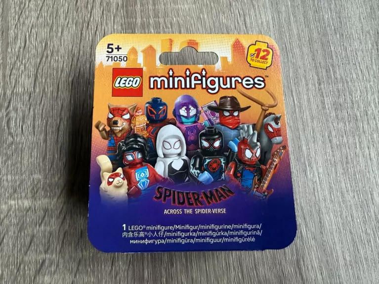 Lego Minifigures Spider-Man Peter Parker 71050