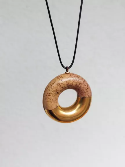 Kaklo pakabukas Tadam!