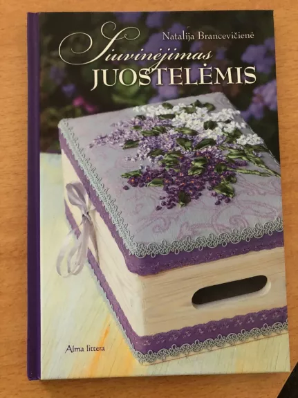 Siuvinėjimas juostelėmis