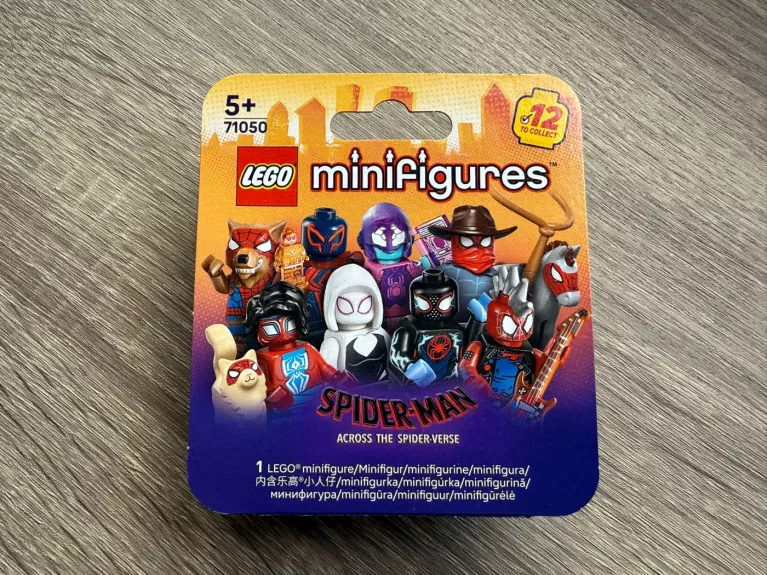 Lego Minifigures Spider-Man Peter Parker 71050