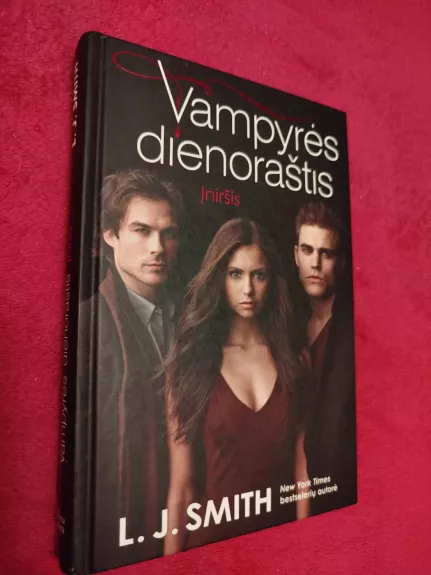 Vampyrės dienoraštis (3-oji knyga). Įniršis