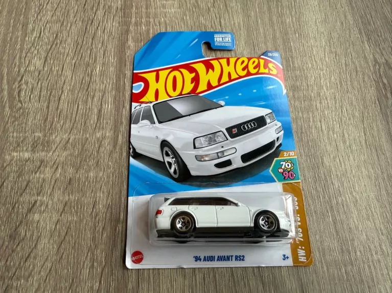 94 Audi Avant RS2 Hot Wheels Long Card