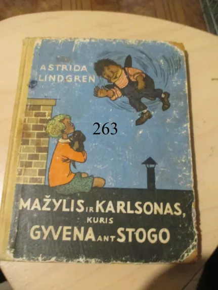 Mažylis ir Karlsonas,kuris gyveno ant stogo