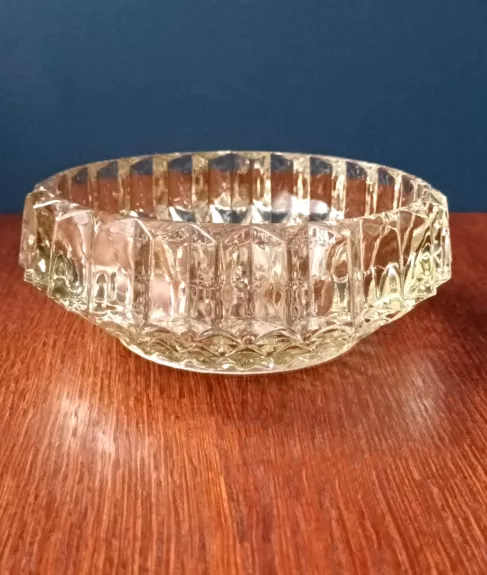 Vintažinė vazelė, 15cm skersmuo, Uršelskio