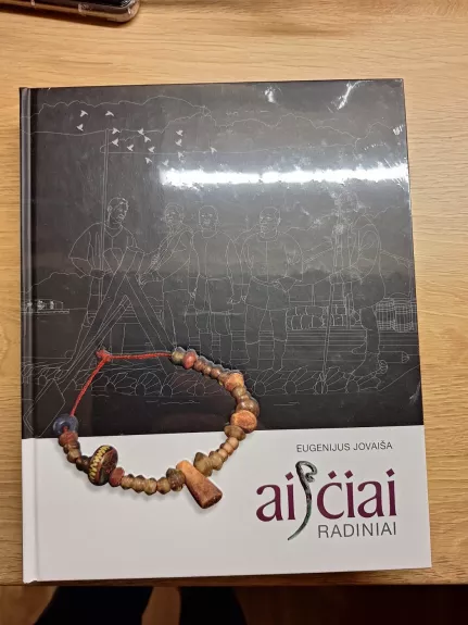 Aisčiai. Radiniai III knyga