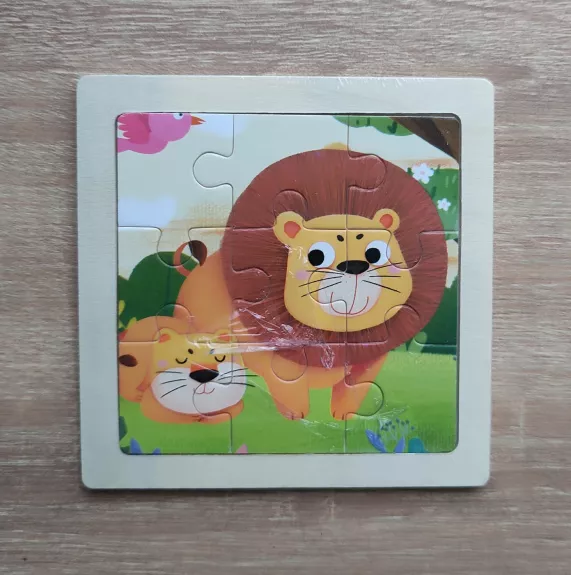 Nauja medinė dėlionė ,,Liūtas"