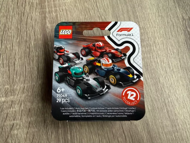 Lego Minifigures F1 Collectible Race Cars Ferrari 71049