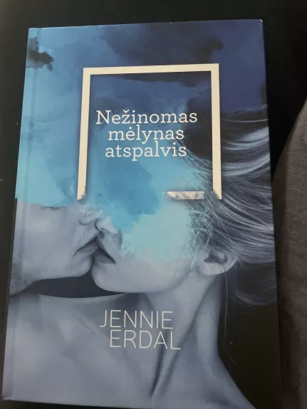 Nežinomas mėlynas atspalvis