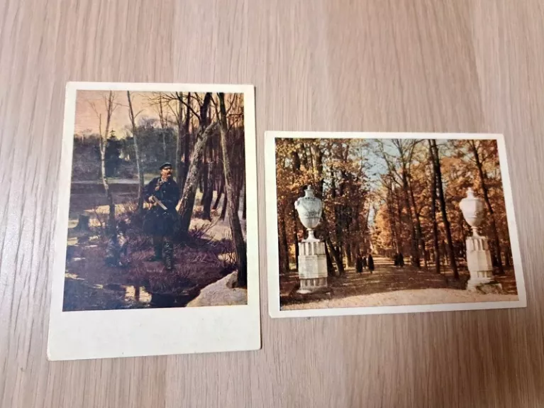 Du 1955 metų atvirukai