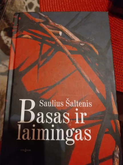 Basas ir laimingas