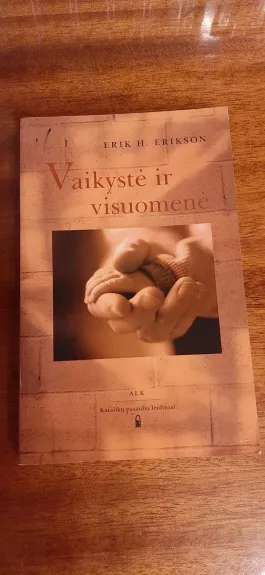 Vaikystė ir visuomenė