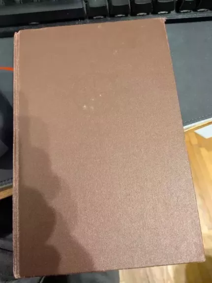 Lietuvių liaudies menas ir jo meninių formų plėtojimosi pagrindai.