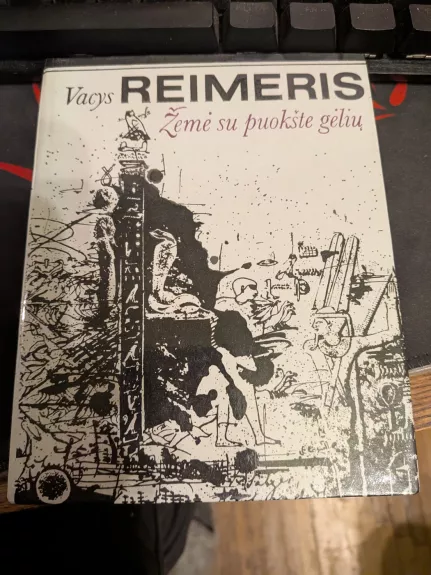 Žemė su puokšte gėlių