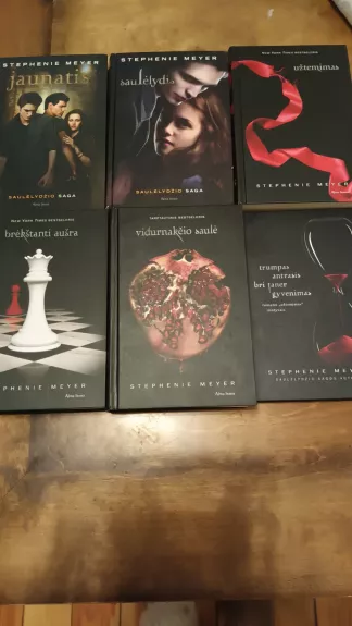 Saulėlydis,Jaunatis ,Užtemimas,Brėkštanti aušra,Vidurnakčio saulė,Trumpas antrasis Bri Taner gyvenimas