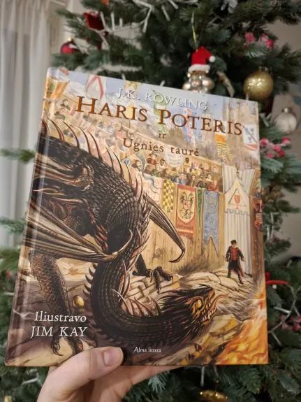 Haris Poteris ir Ugnies taurė. Iliustruotas leidimas