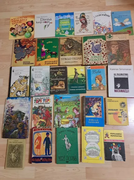 Vaikiškų knygų urmas