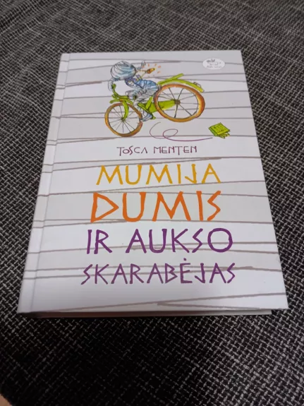 Mumija Dumis ir aukso skarabejas