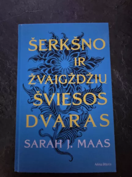 Šerkšno ir žvaigždžių šviesos dvaras